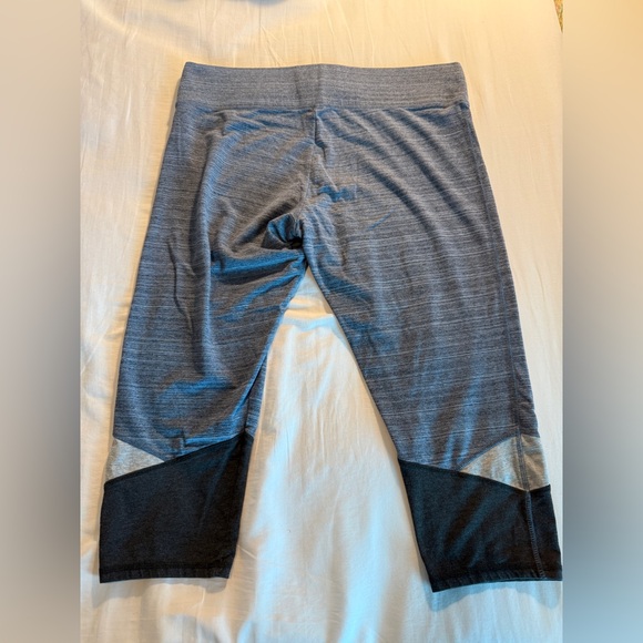 Victoria’s secret leggings XL - Picture 4 of 4